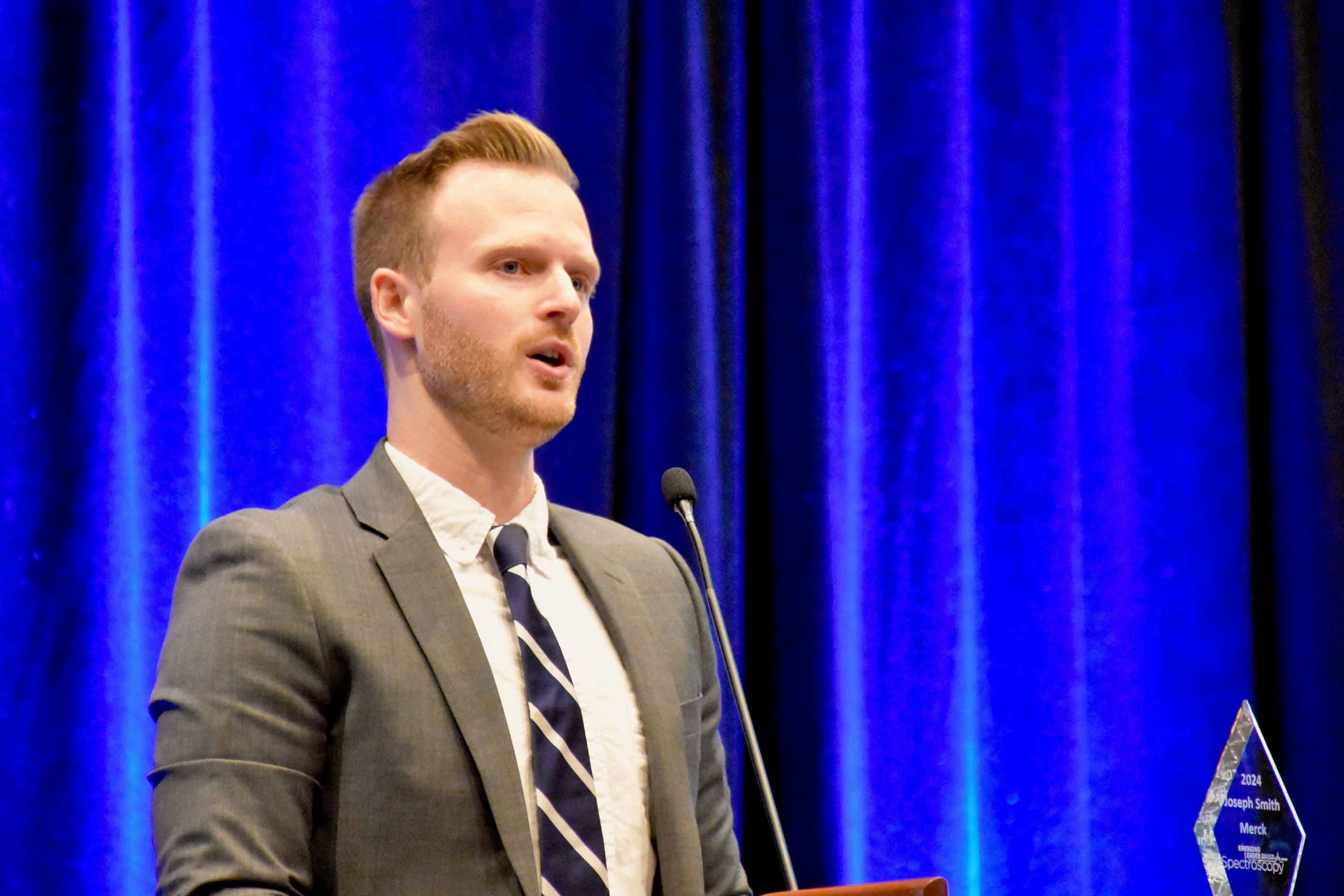 Emerging Leader Highlights Innovations in Machine Learning, Chemometrics at SciX Awards Session